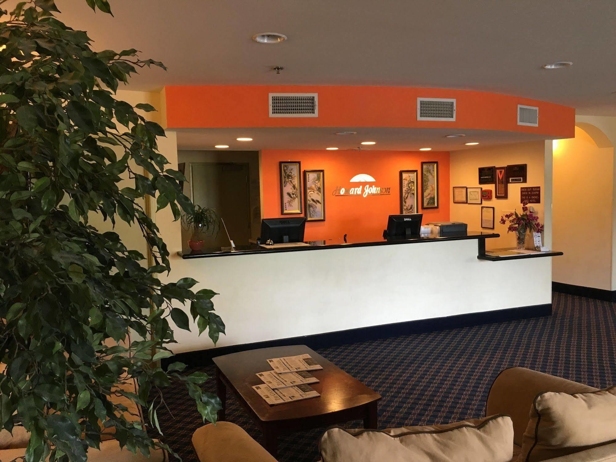 Howard Johnson By Wyndham Houma Kültér fotó